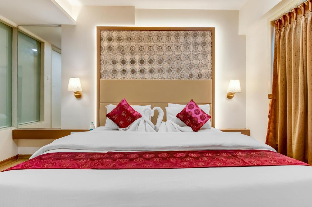 Hotel Grand Mookambika Navi Mumbai Exterior foto