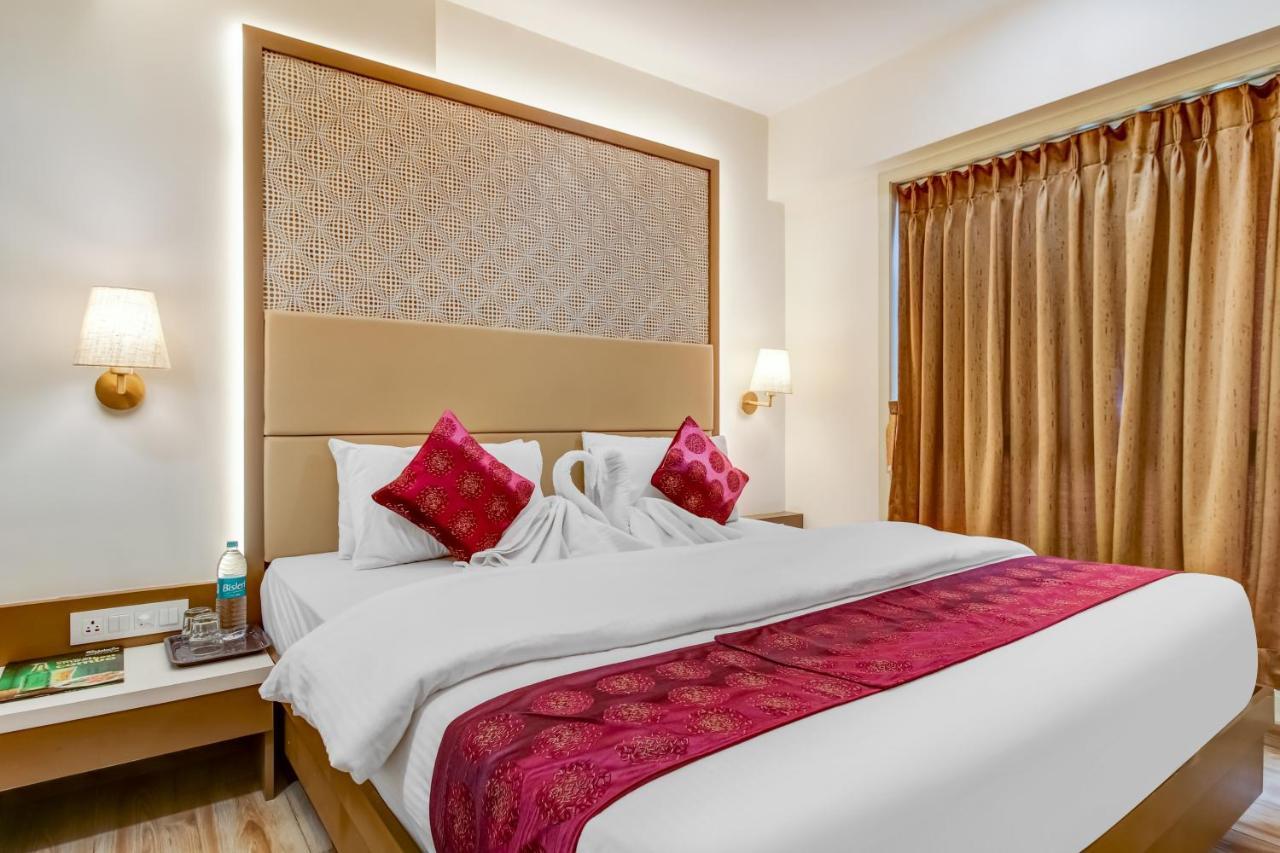 Hotel Grand Mookambika Navi Mumbai Exterior foto